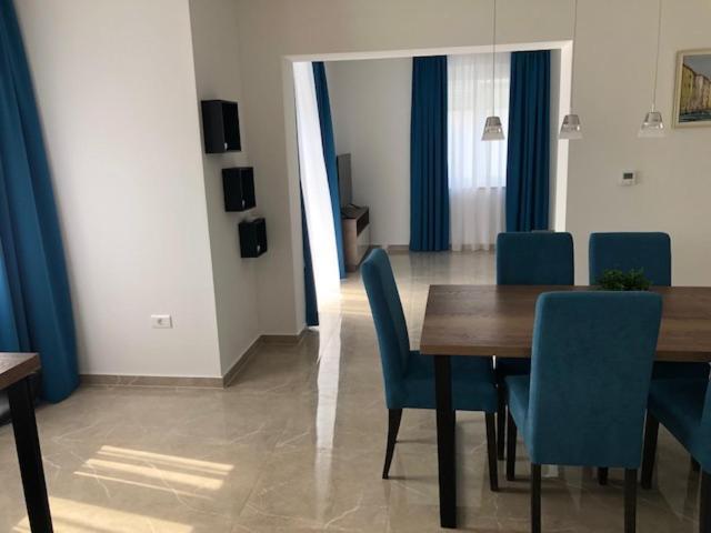 Leneda Apartments With Pool Pula Ngoại thất bức ảnh